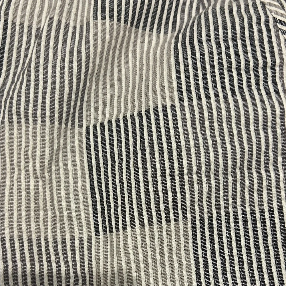 Madewell Black and White Striped Shorts - Picture 4 of 4